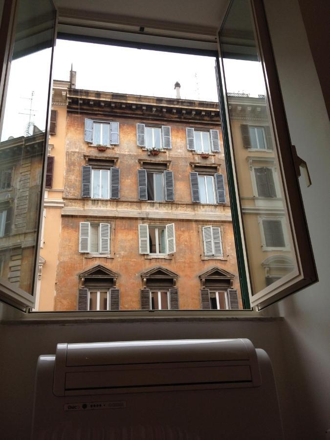 ローマ Lombardo Bed & Breakfast 部屋 写真